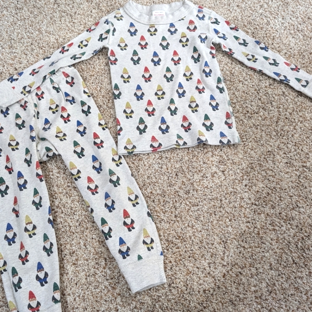 Hanna Andersson Holiday gnome PJ set (3T)